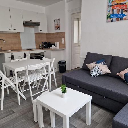 Superbe Appartement - Hypercentre - Rue Madeleine - 6 Personnes Труа Экстерьер фото